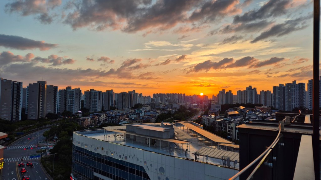 New York Night Market Sosabeol: Best Rooftop Pub & Skyline&nbsp;View