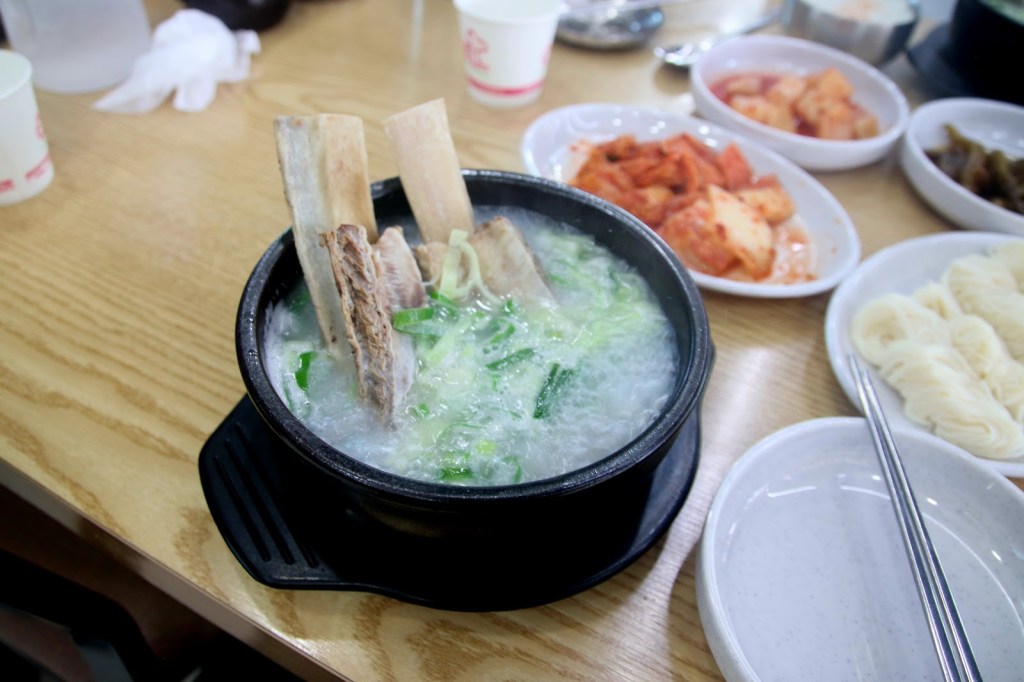 Galbitang Guide: Authentic Korean Beef Short Rib Soup History &&nbsp;Etiquette