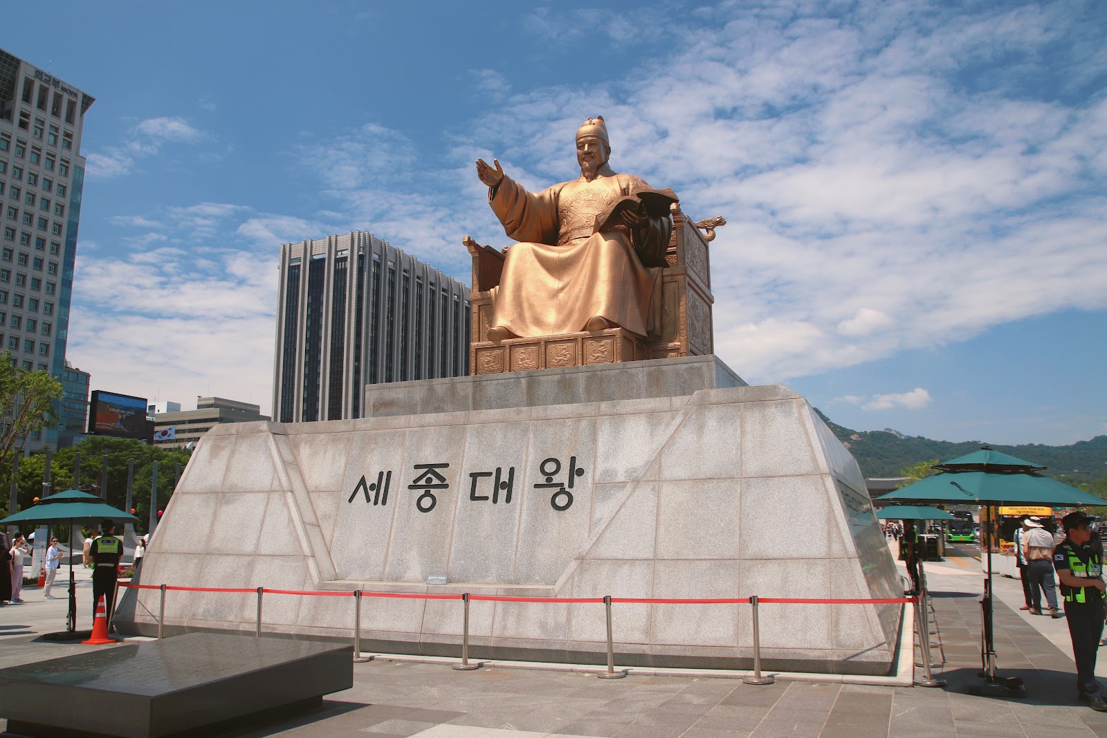 The Story of King Sejong the Great and Hangeul: Why Korea’s Greatest Monarch Sacrificed His Sight for His People