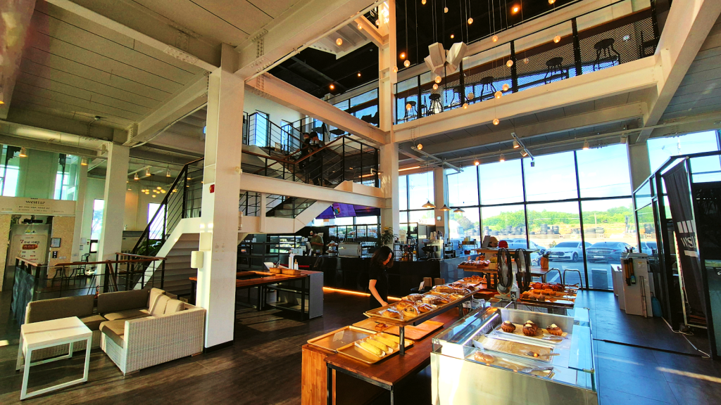 West157 Cafe & Grillrowa Guide: Best Pyeongtaek Lake Views &&nbsp;BBQ