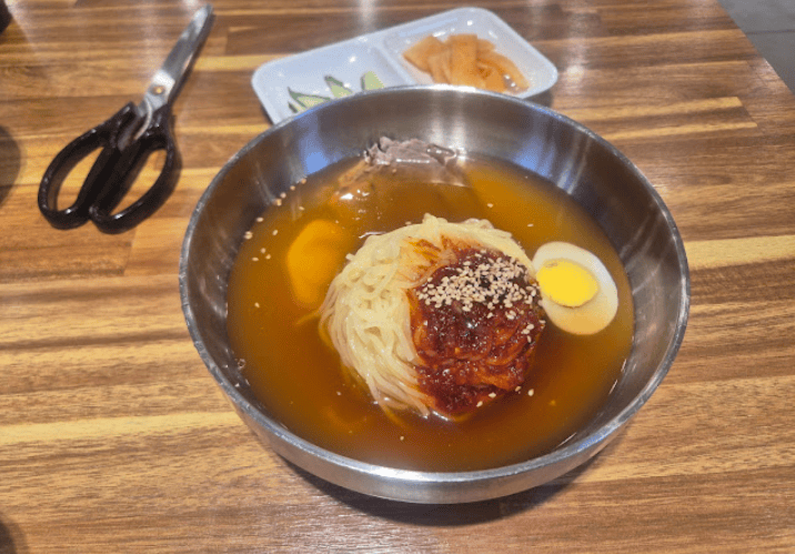 A Must-Visit Near Busan Station: Yeongdong Milmyeon & Dwaeji&nbsp;Gukbap